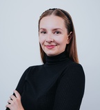 Mgr. Kristína Kmeťová